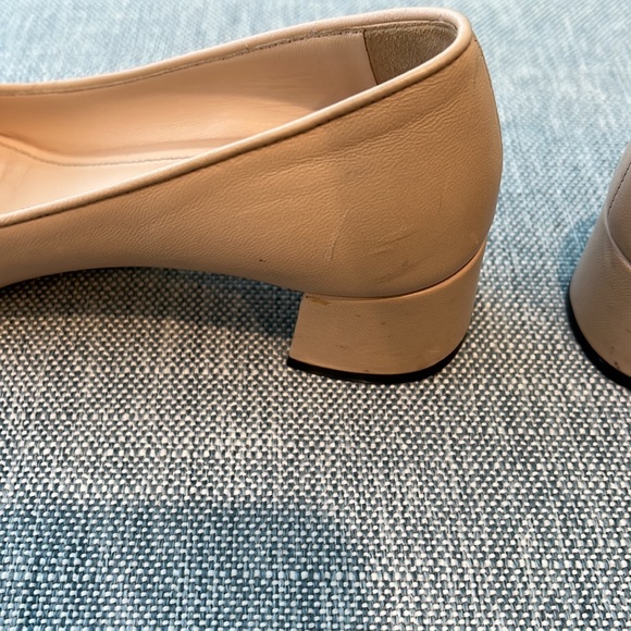 Authentic Prada women’s low heel shoes size 35.1/5. - Picture 8 of 9